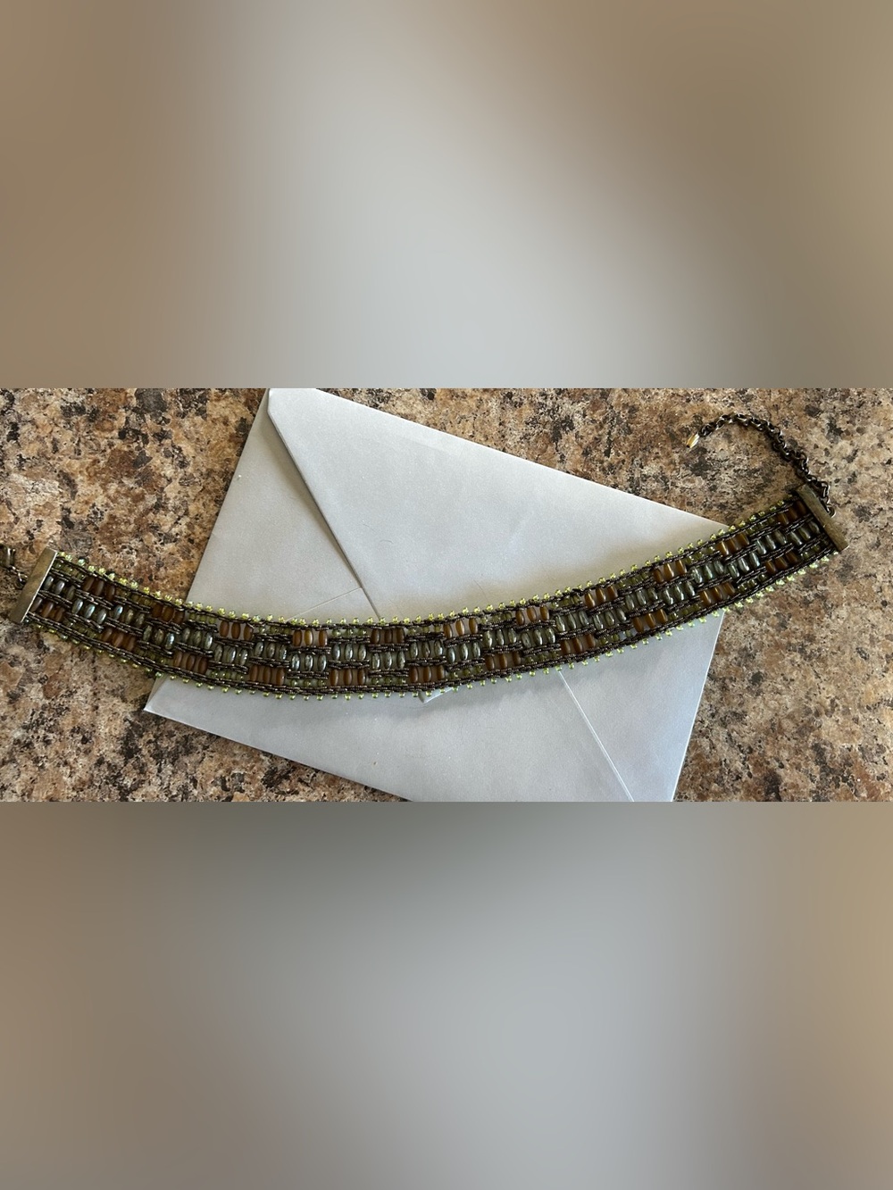 Vintage Boho/Hippie Beaded Choker Necklace in Olive Green & Brown - Picture 8 of 10